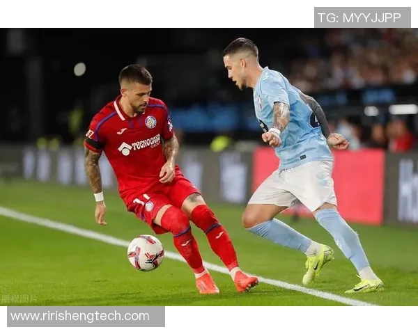 马洛卡与比利亚激战正酣比分悬念引发球迷热议