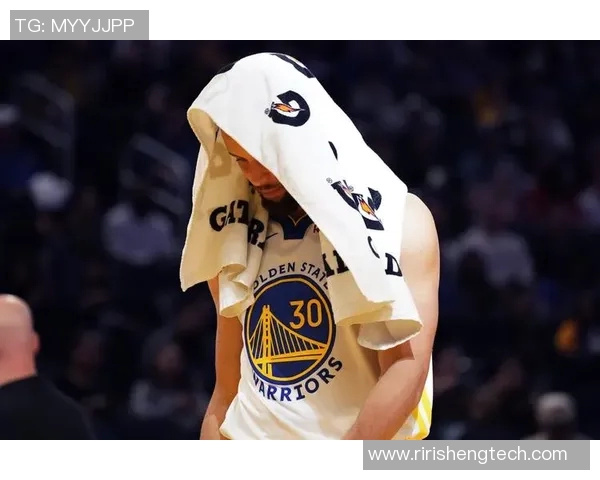 勇士主帅盛赞库里团队精神,称其是球队不可或缺之人 勇士主帅盛赞库里团队精神,称其是球队不可或缺之人