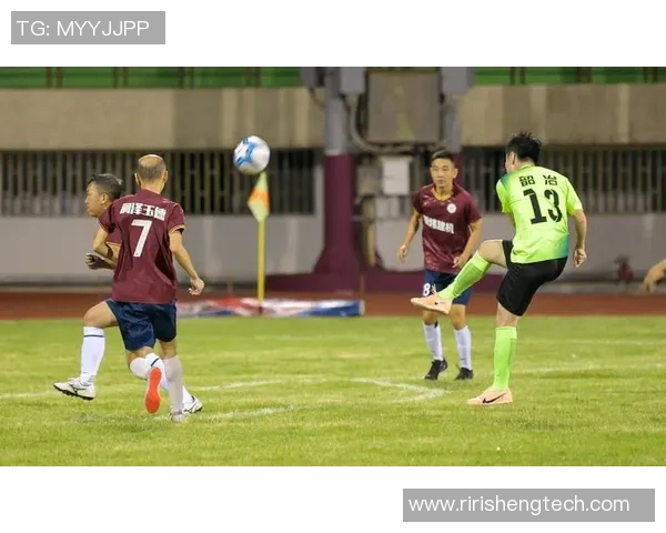 韶关百威杯足球比赛精彩直播全程回顾与精彩瞬间分享